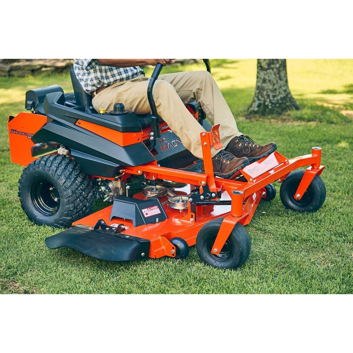 Bad Boy Magnum 137.2 cm 24 HP Gas Zero-Turn Mower